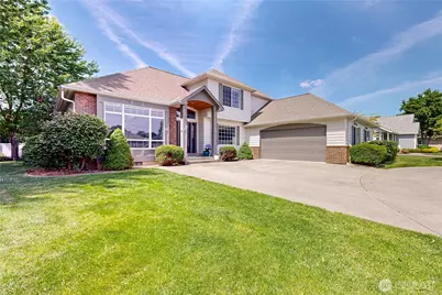956 SE Garrison Drive, College Place, WA 99324 - Photo 1