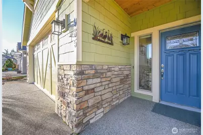 965 Chestnut Loop, Mount Vernon, WA 98274 - Photo 3