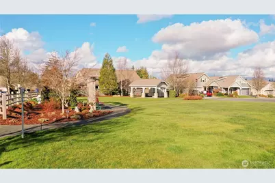 965 Chestnut Loop, Mount Vernon, WA 98274 - Photo 33