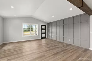 635 Elm St, Raymond, WA 98577 - Photo 3