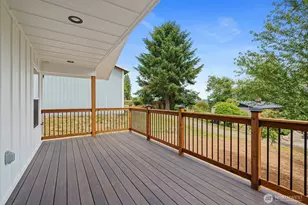 635 Elm St, Raymond, WA 98577 - Photo 19