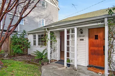 7870 Green Lake Drive N #10, Seattle, WA 98103 - Photo 9