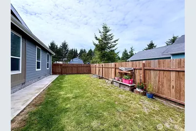 642 Weatherwax Loop NE, Ocean Shores, WA 98569 - Photo 33