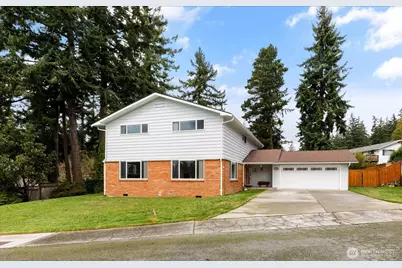 1552 NE Narrows Avenue, Oak Harbor, WA 98277 - Photo 1