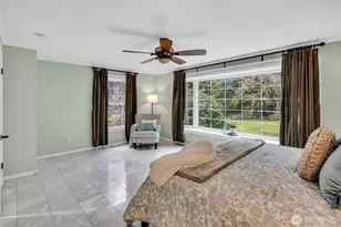 21609 NE 4th St, Sammamish, WA 98074 - Photo 17