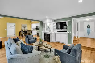 21609 NE 4th St, Sammamish, WA 98074 - Photo 9