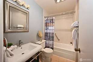 6301 Sand Point Way NE, Seattle, WA 98115 - Photo 15