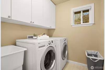 4020 Lake Washington Boulevard SE, Bellevue, WA 98006 - Photo 25