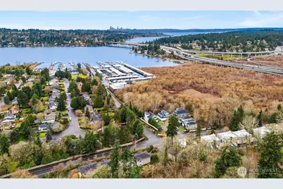 4020 Lake Washington Boulevard SE, Bellevue, WA 98006 - Photo 31