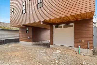 1136 B NW 57th Street, Seattle, WA 98107 - Photo 3