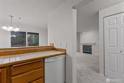 19404 Bothell Way NE #B202, Bothell, WA 98011 - Photo 17