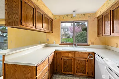 542 Dugualla Rd, Oak Harbor, WA 98277 - Photo 15