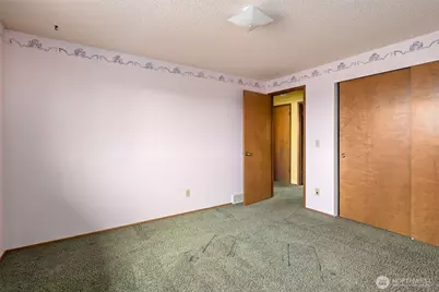 542 Dugualla Rd, Oak Harbor, WA 98277 - Photo 23