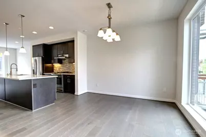 6542 32nd Avenue NE #B, Seattle, WA 98115 - Photo 5