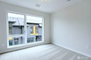 6542 32nd Ave NE, Seattle, WA 98115 - Photo 13