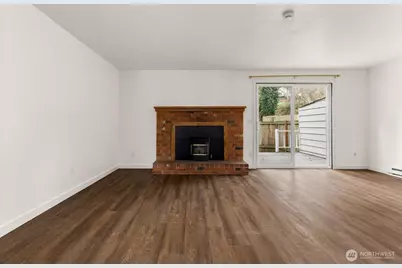 1282 NW Lanyard Loop #2, Oak Harbor, WA 98277 - Photo 5