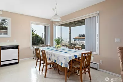 1505 West Beach Road, Oak Harbor, WA 98277 - Photo 29