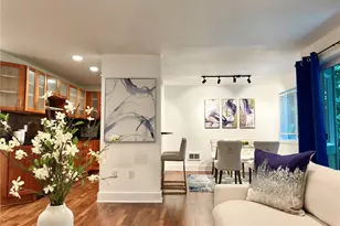 11054 NE 33rd Pl, Bellevue, WA 98004 - Photo 3