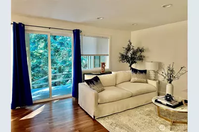 11054 NE 33rd Place #B1, Bellevue, WA 98004 - Photo 9