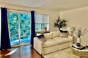 11054 NE 33rd Pl, Bellevue, WA 98004 - Photo 9