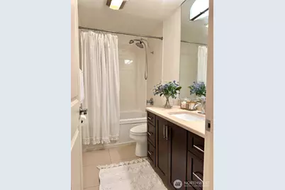 11054 NE 33rd Place #B1, Bellevue, WA 98004 - Photo 13