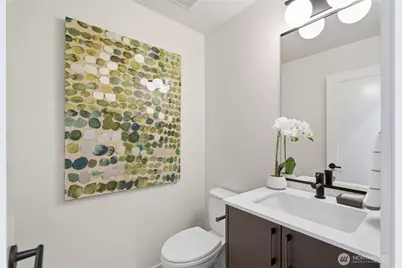 3646 Greenwood Avenue N #B, Seattle, WA 98103 - Photo 29