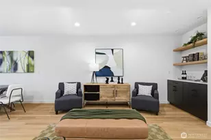 3646 Greenwood Ave N, Seattle, WA 98103 - Photo 9