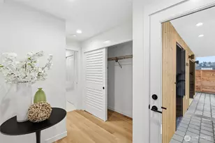 3646 Greenwood Ave N, Seattle, WA 98103 - Photo 3