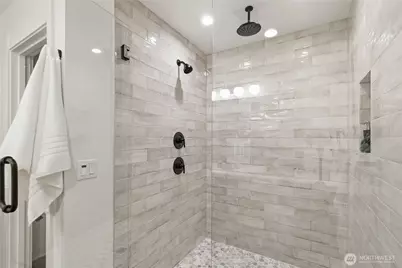 3646 Greenwood Avenue N #B, Seattle, WA 98103 - Photo 27