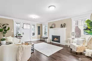 1203 N 2nd St, Renton, WA 98057 - Photo 3