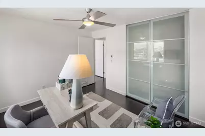 3905 4th Avenue NE #301, Seattle, WA 98105 - Photo 19