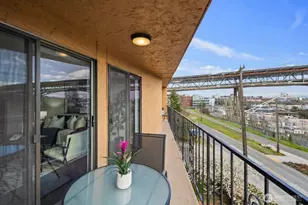 3905 4th Ave NE, Seattle, WA 98105 - Photo 11