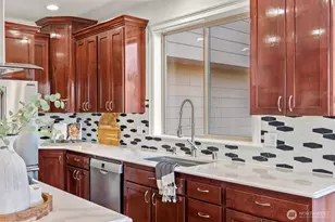 1727 NW Ogden St, Camas, WA 98607 - Photo 13