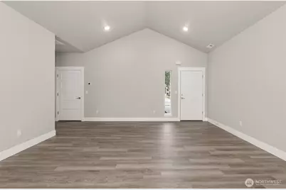 208 Shannon Lewis Lane, Winlock, WA 98596 - Photo 3