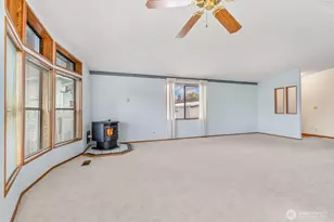 5900 64th St NE, Marysville, WA 98270 - Photo 7