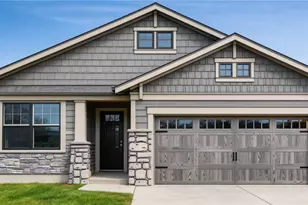 212 Shannon Lewis Ln, Winlock, WA 98596 - Photo 1