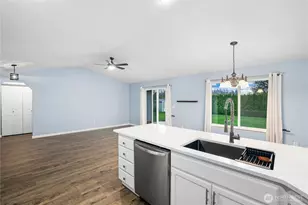 10109 Meadowside Ln SW, Rochester, WA 98579 - Photo 13