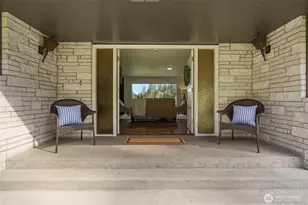 4622 Sleater Kinney Rd NE, Olympia, WA 98506 - Photo 3