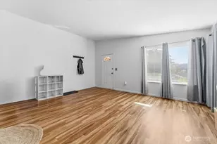 380 N Shore Ct, Manson, WA 98831 - Photo 11