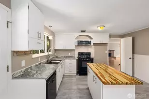 8415 Mt Tacoma Dr SW, Lakewood, WA 98498 - Photo 15