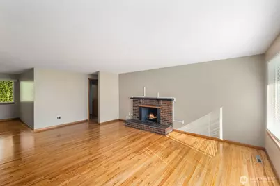 8415 Mt Tacoma Drive SW, Lakewood, WA 98498 - Photo 9