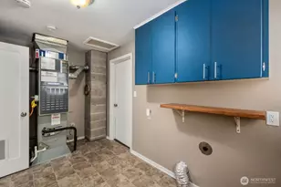 8415 Mt Tacoma Dr SW, Lakewood, WA 98498 - Photo 33