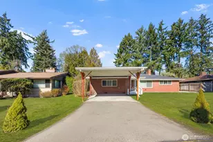 8415 Mt Tacoma Dr SW, Lakewood, WA 98498 - Photo 3