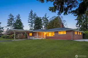 8415 Mt Tacoma Dr SW, Lakewood, WA 98498 - Photo 1