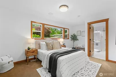 12506 Holmes Point Drive NE, Kirkland, WA 98034 - Photo 23