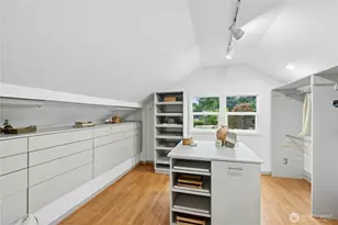 12506 Holmes Point Dr NE, Kirkland, WA 98034 - Photo 19