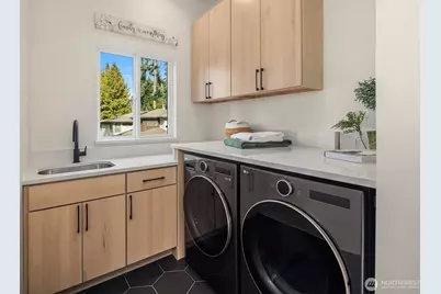 12226 NE 70th Street, Kirkland, WA 98033 - Photo 29