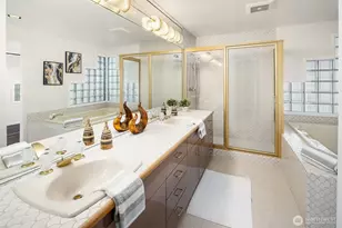 6363 Lake Washington Blvd NE, Kirkland, WA 98033 - Photo 19