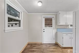 1100 3rd St, East Wenatchee, WA 98802 - Photo 7