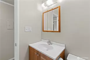 1100 3rd St, East Wenatchee, WA 98802 - Photo 15